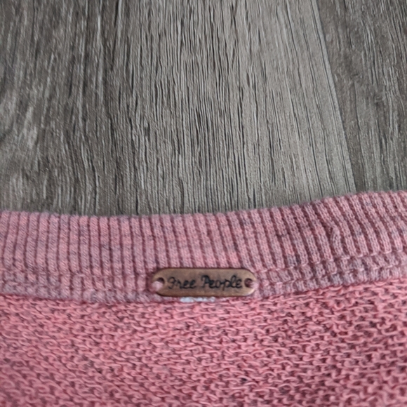 Free People Pink Lace Shoulder Crop Sweatshirt XS - Picture 5 of 7